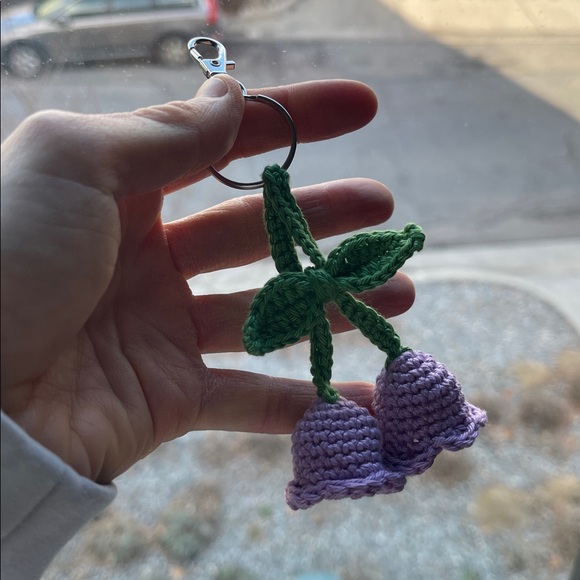 Handcrafted Crochet Lily of the Valley Bag Charm with Flower Accessory Keychain - Picture 7 of 8